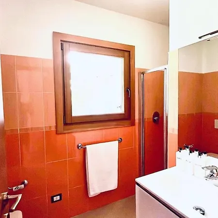 Overlooking Maggiore With 3 Villa