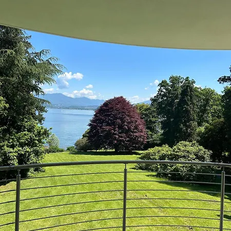 Villa Overlooking Maggiore With 3