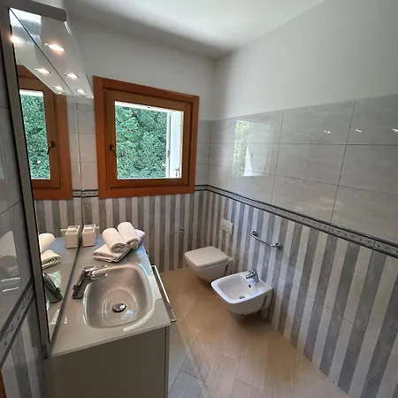 Overlooking Maggiore With 3 *