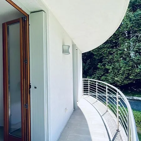 Overlooking Maggiore With 3 * Ranco