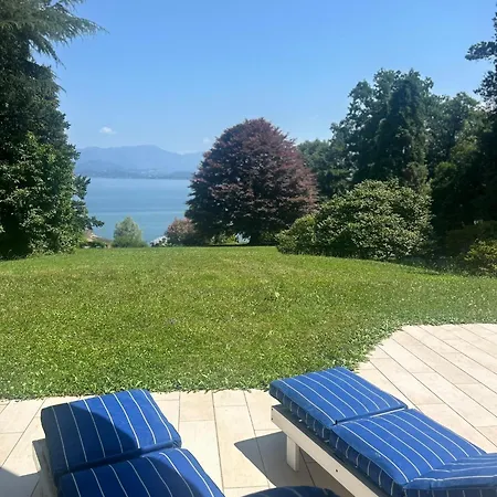Overlooking Maggiore With 3 * Ranco