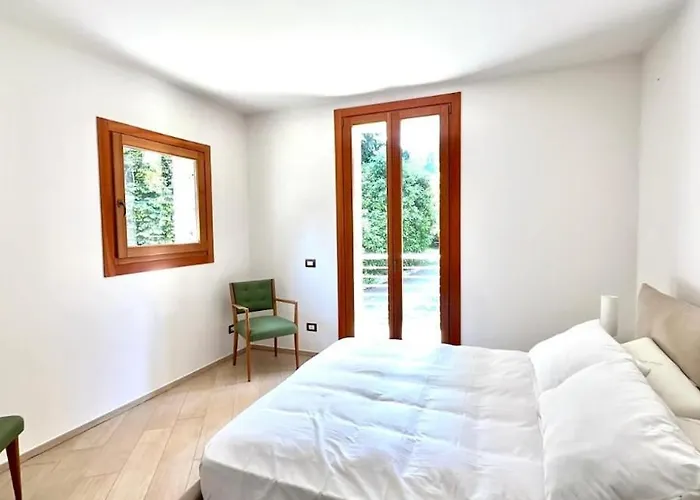 فيلة Overlooking Maggiore With 3 رانسو